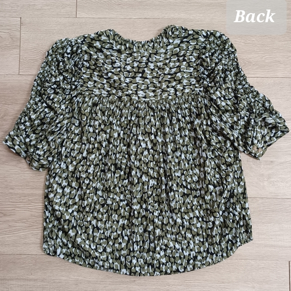 Democracy 3/4 Sleeve Camo Leopard Print Smocked Blouse - Picture 11 of 12